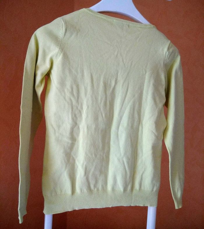 Pull léger anis col V - photo numéro 2