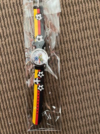 Montre ballon de foot pour enfant