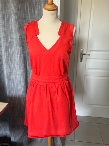 Robe Naf Naf taille 42 couleur saumon orangé