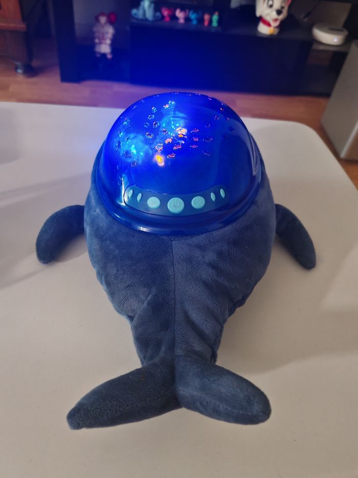 Veilleuse bébé baleine - photo numéro 3