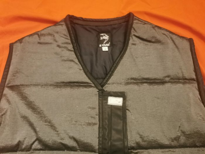 Veste sans manches taille 2 - photo numéro 2