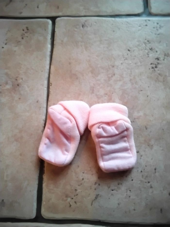 Paire de chaussons fille naissance - photo numéro 2