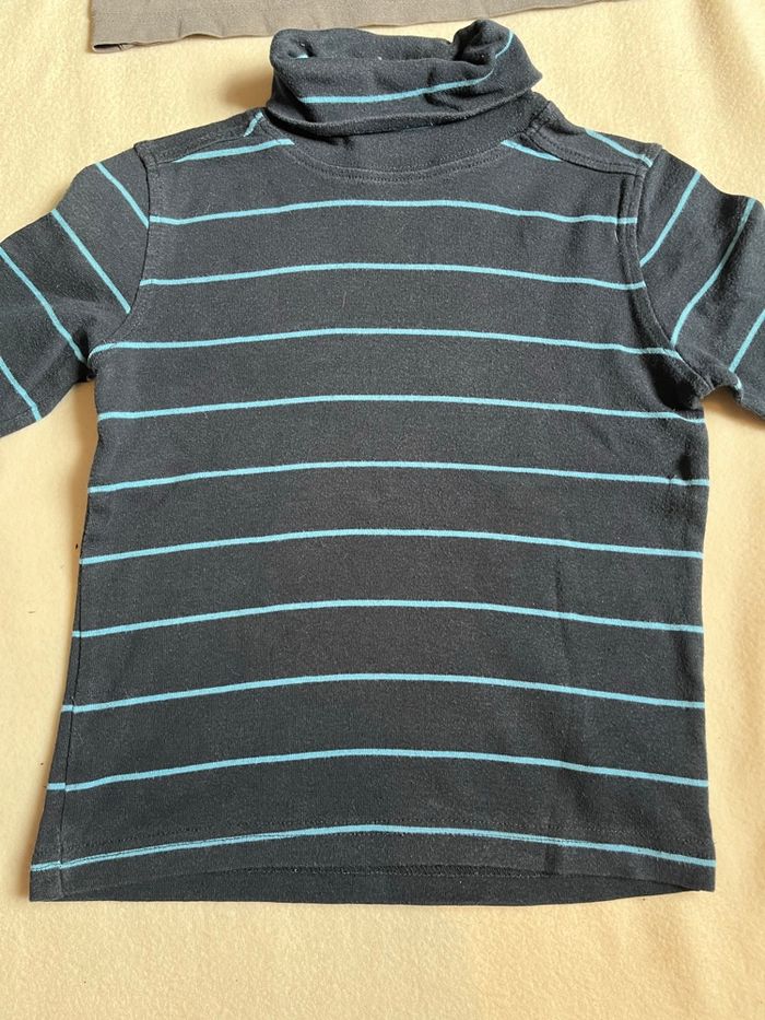 2 pulls fins 4 ans - photo numéro 9