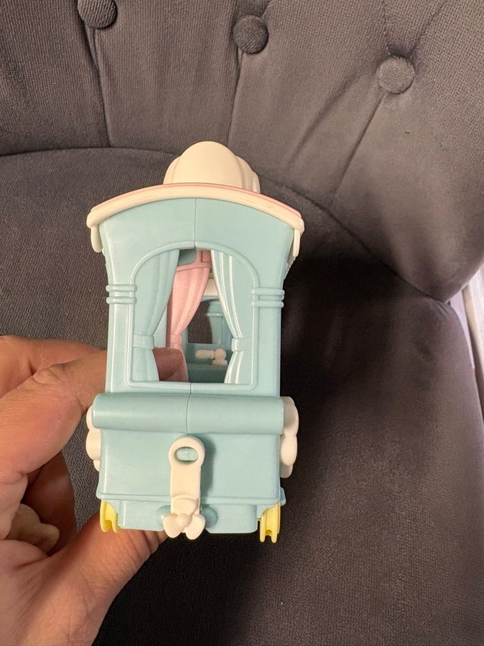 Petit train à vapeur Sylvanian comme neuf - photo numéro 3