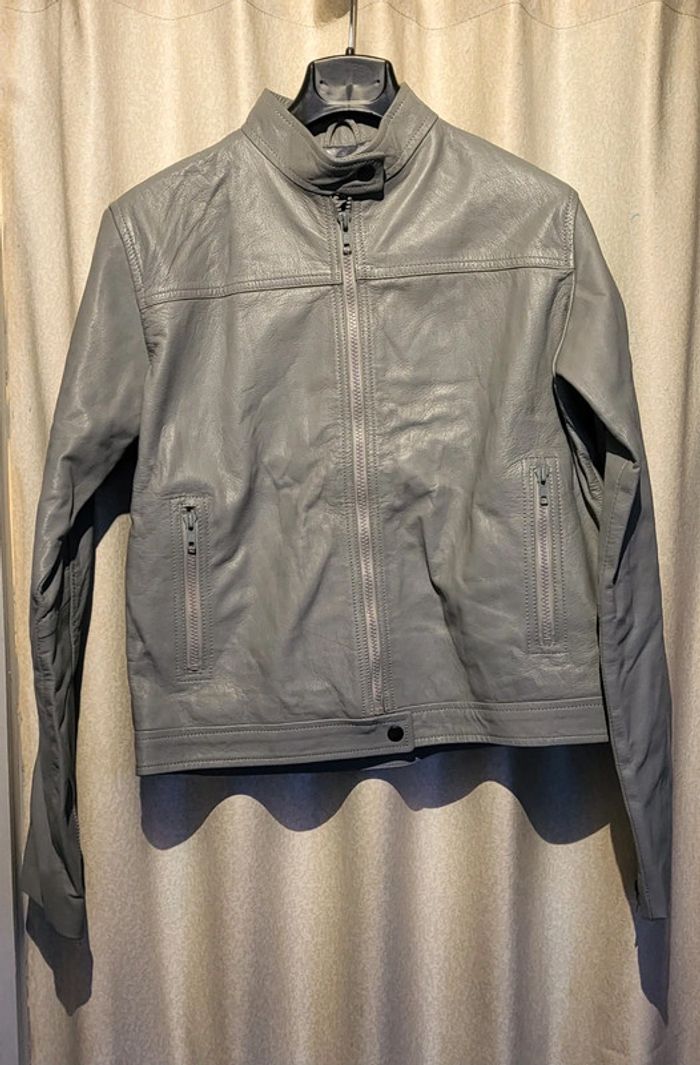 Veste grise - photo numéro 2