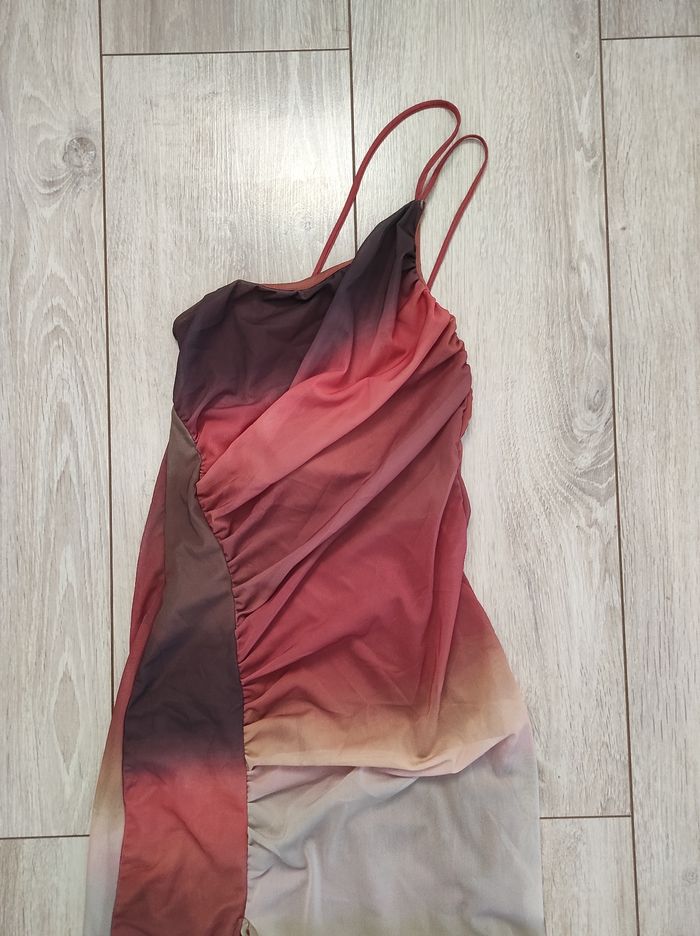 Robe longue fendue Pull & Bear marron et beige taille XS 34 - photo numéro 3