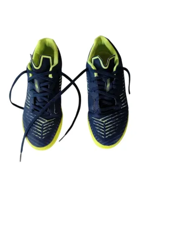 Chaussures de foot en salle