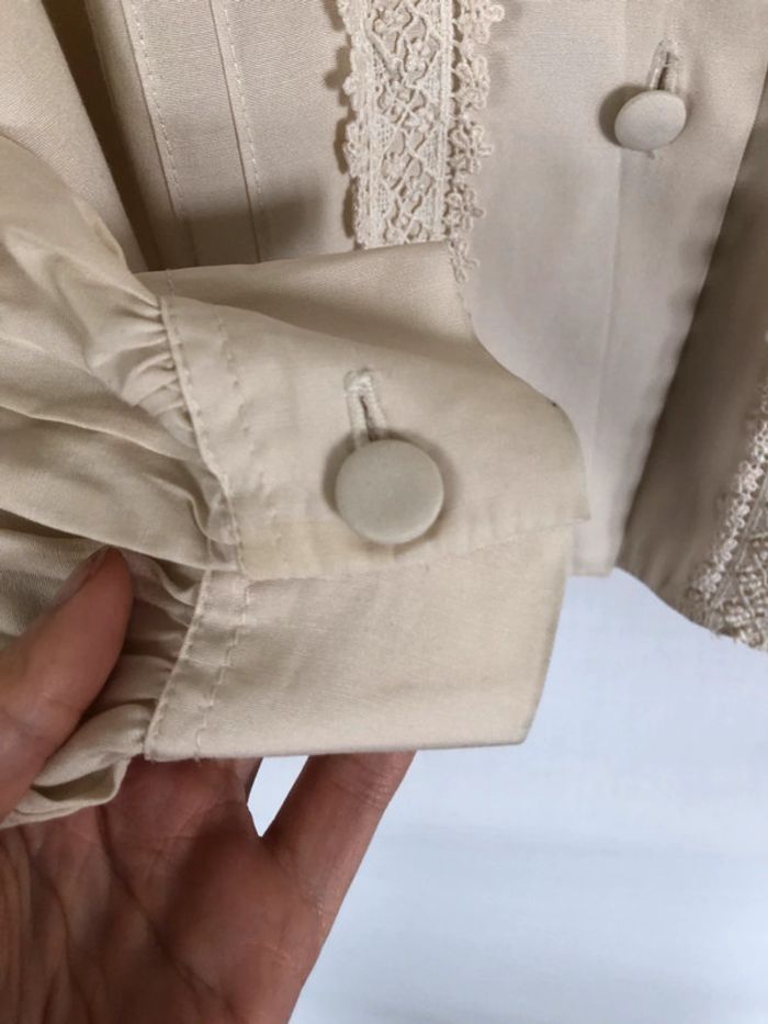 Chemise vintage crème à guipures 48 Damart très bon état - photo numéro 17