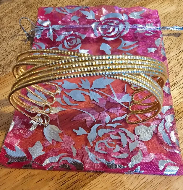 Bracelet jonc ajustable