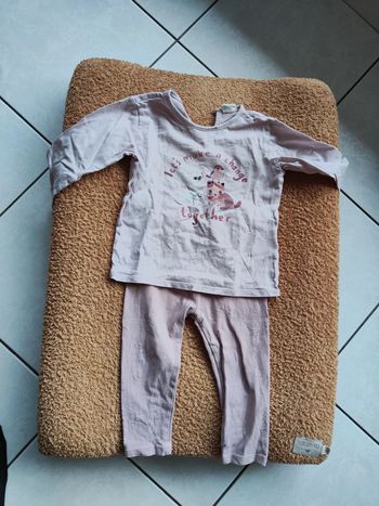 Ensemble t-shirt legging Taille 24 mois 2 ans H&M Next