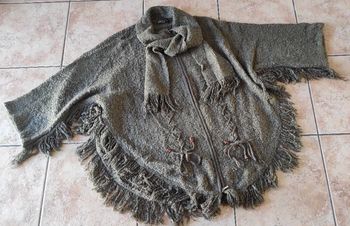 Veste poncho zippée taille unique