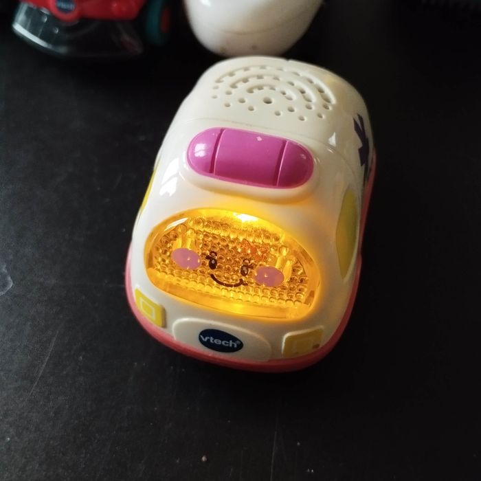 Tut Tut bolide clémence ambulance