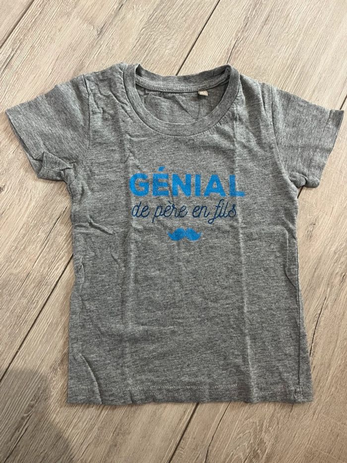 T-shirt « Génial de père en fils »