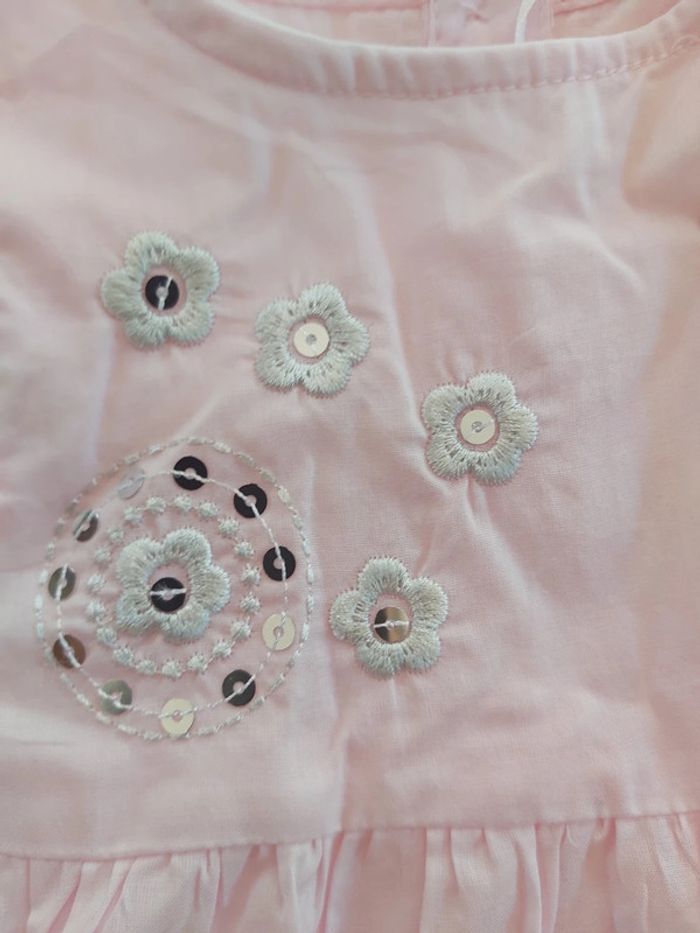 Robe rose - photo numéro 3