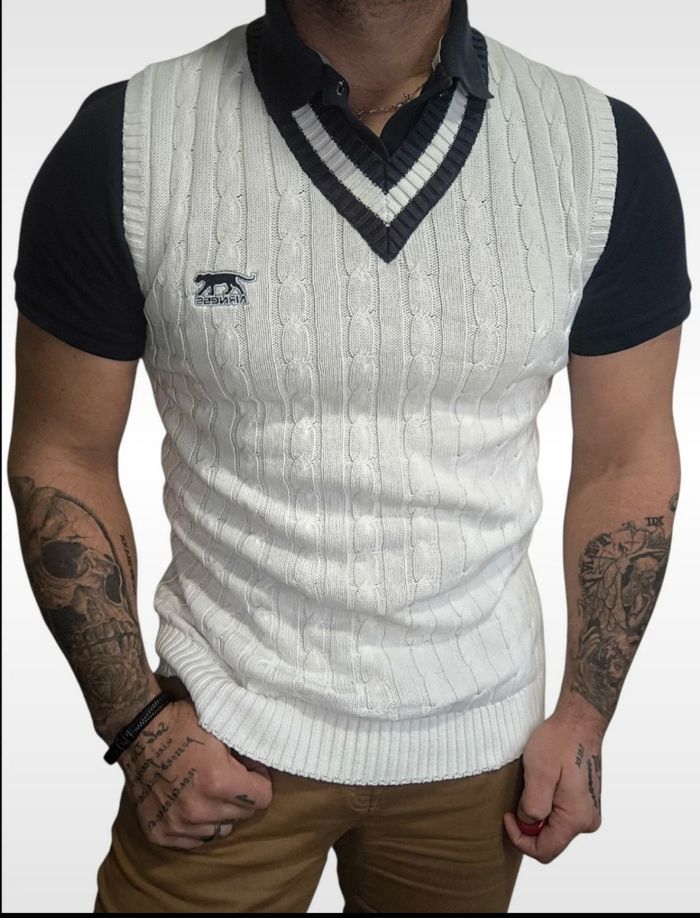 Pull sans manches Airness , taille L, col V, très bon état