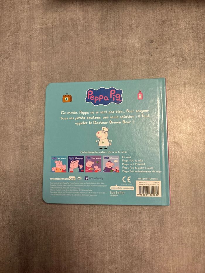 Livre Peppa Pig, Peppa est malade - photo numéro 3