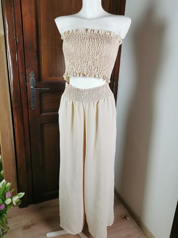 Ensemble beige bustier et pantalon fluides