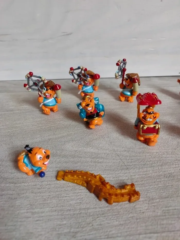 Lot de 13 figurines kinder surprise - photo numéro 3