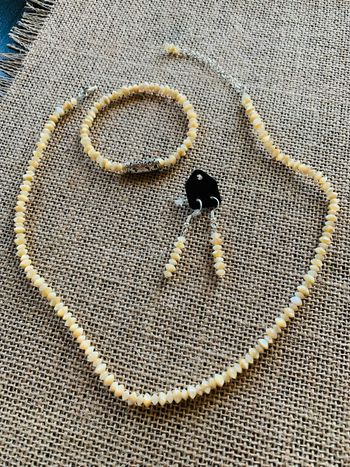 Bijoux fantaisie en nacre