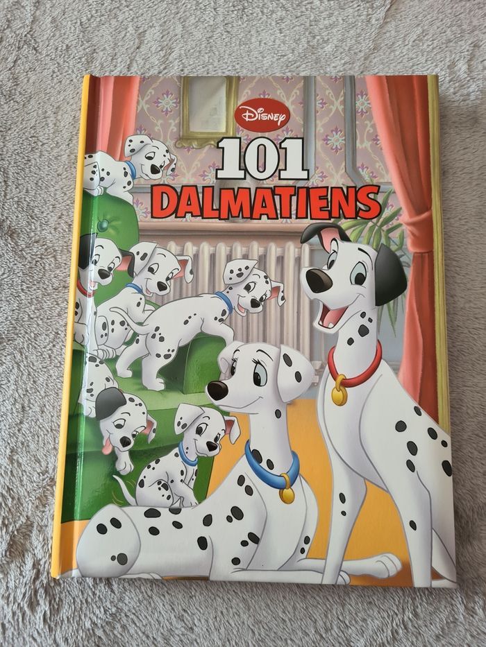 Livre disney Les 101 dalmatiens