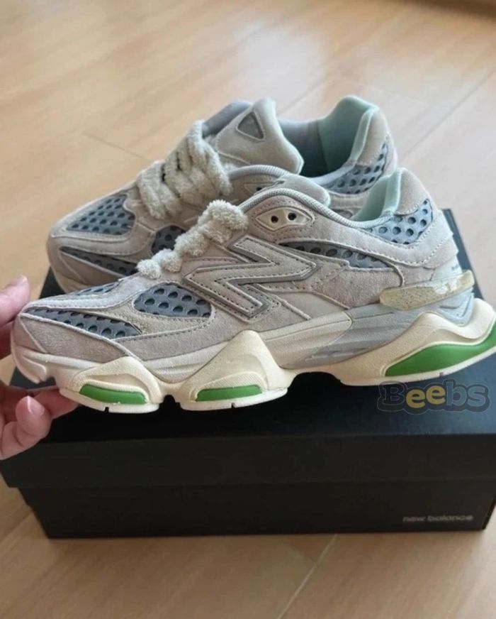 New Balance 9060 Taille 40 - photo numéro 2