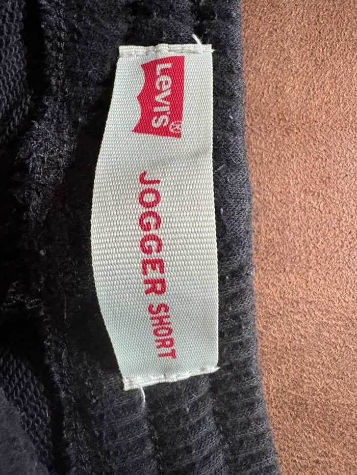 Short levis - photo numéro 3