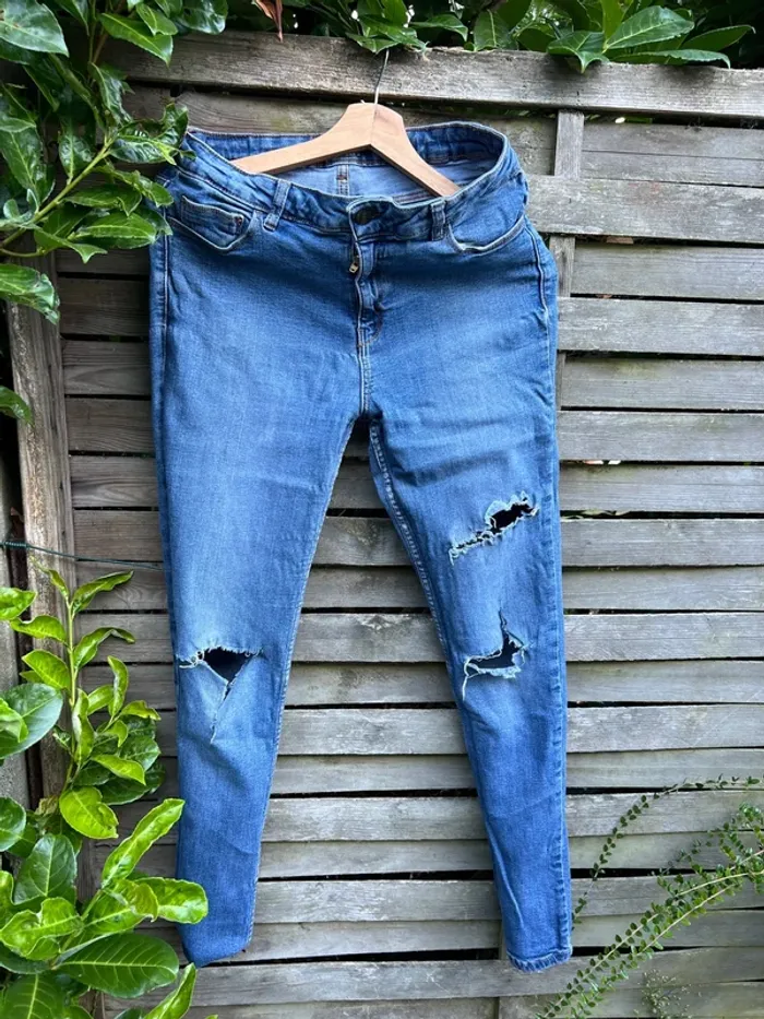 Jean troué Kiabi – Taille 38 Slim très bon état