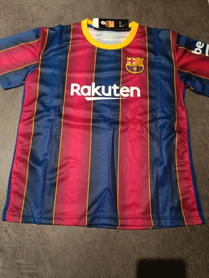 Tenue football Léo Messi FC Barcelone. T.28 - photo numéro 2