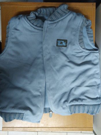 Manteau à manche courte