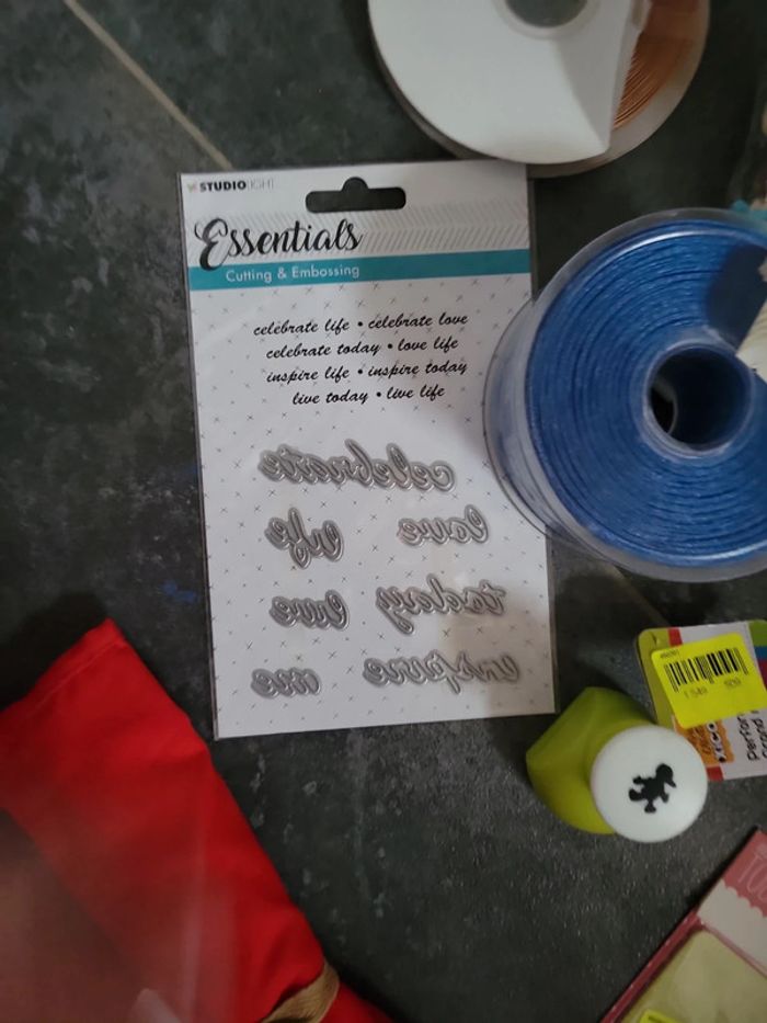 Lot loisirs créatifs ruban scrapbooking lettre carte spencil - photo numéro 3
