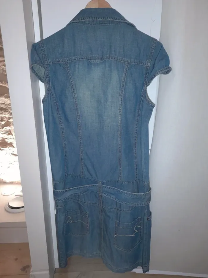 Robe courte en jean de taille 38 - photo numéro 3