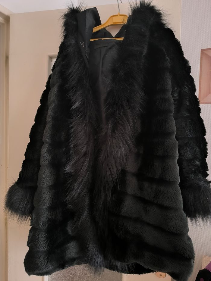 Manteau mi long noir léger - photo numéro 2