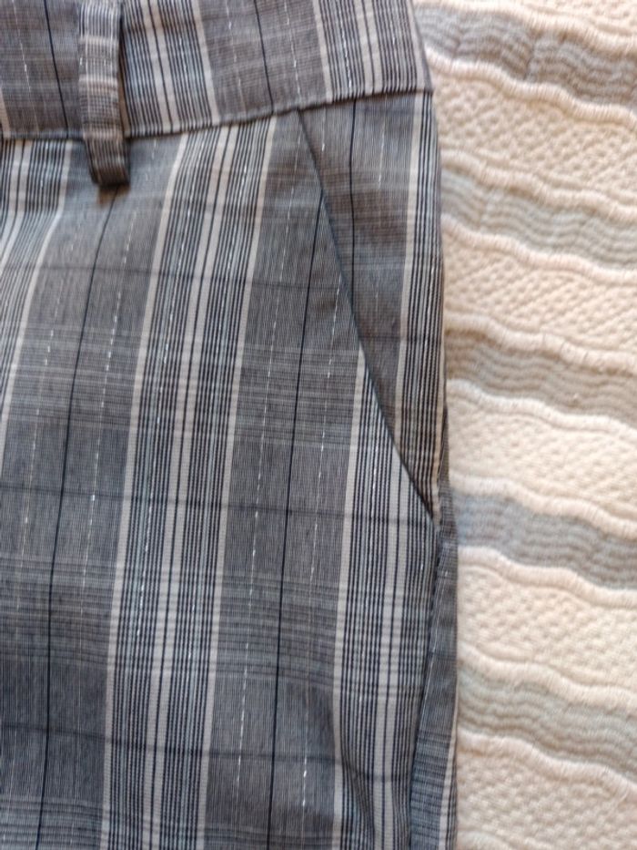 Short t.38 carreaux gris - photo numéro 3