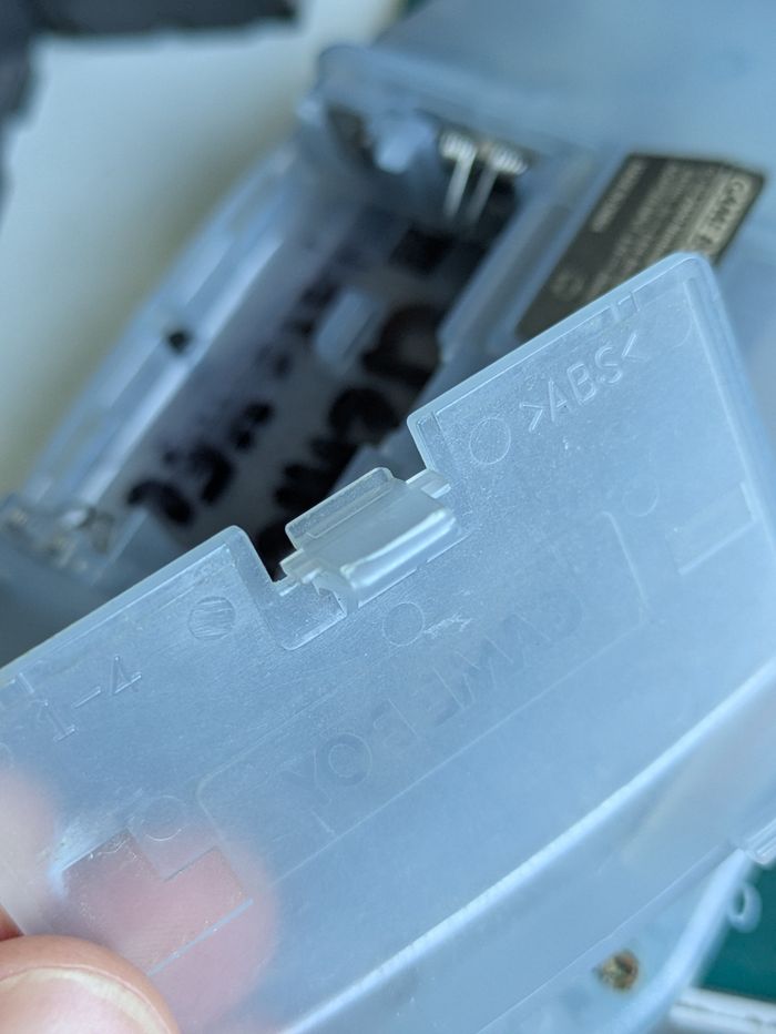 Console Game Boy advance - fonctionne très bien - avec cache pile - photo numéro 3