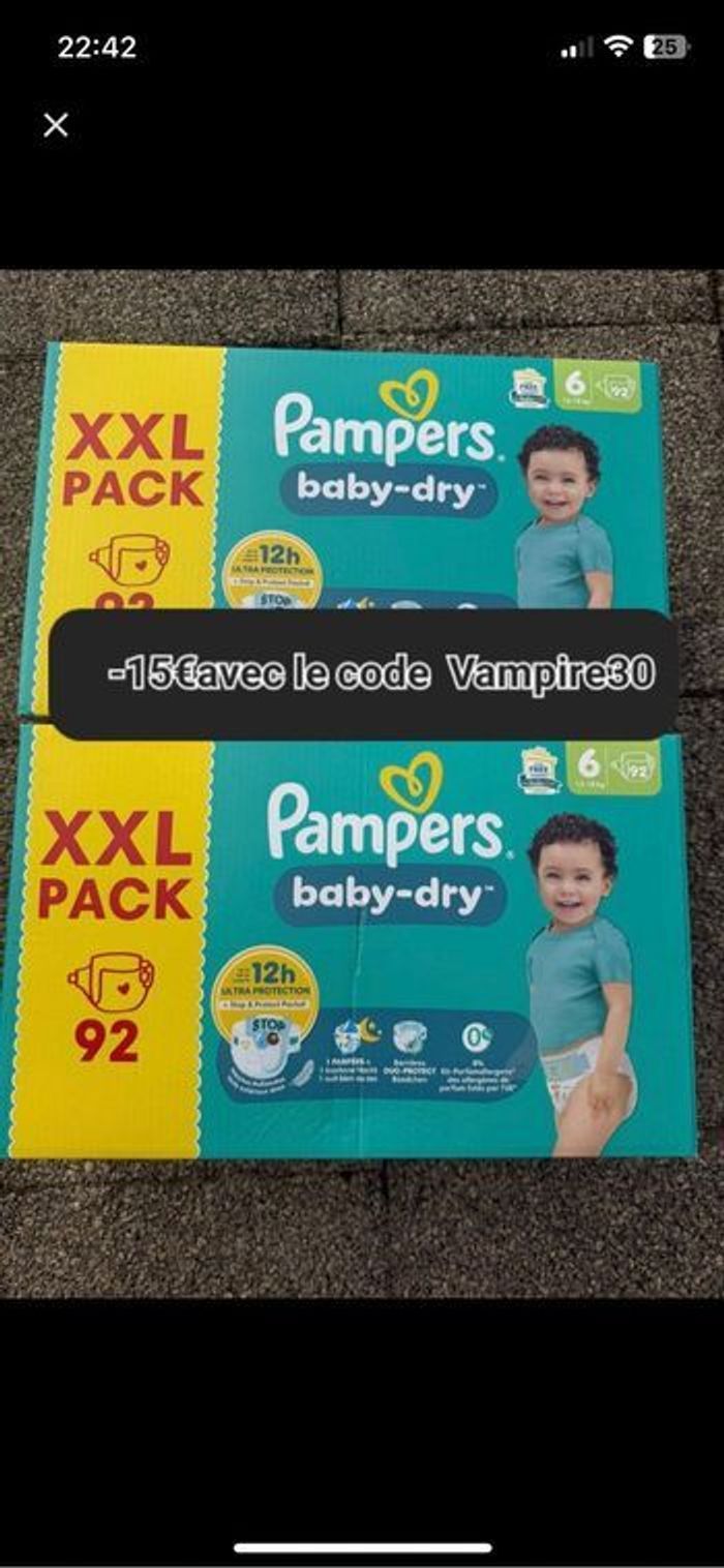 Deux cartons de couches taille 6