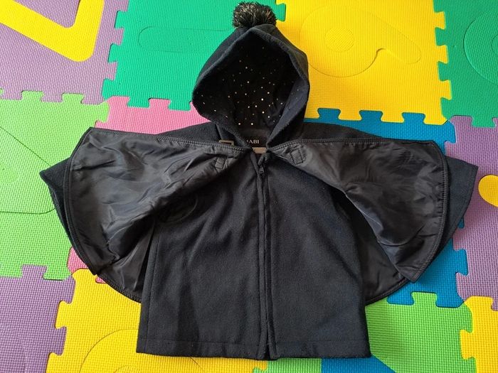 Manteau cape Kiabi 18m - photo numéro 4
