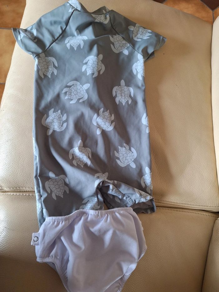 Maillot de bain /Combinaison + culotte d’apprentissage/3 ans - photo numéro 4
