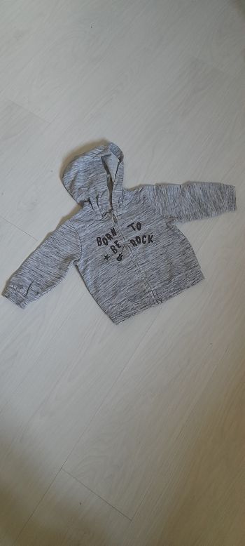 Sweat zippé T 24 mois