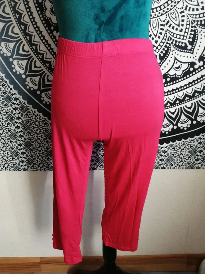 Cycliste legging rose fushia avec boutons élastique à la taille / in extenso / (M)