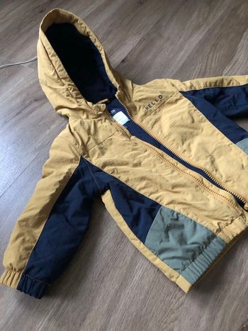 Veste Kiabi taille 24mois