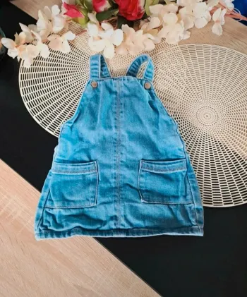 Robe en jeans, taille 12 mois, marque tape à l'œil