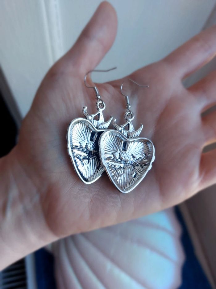 Boucles coeurs gothiques - photo numéro 2