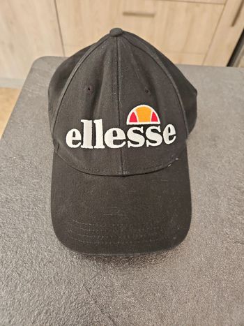 Casquette noire elesse
