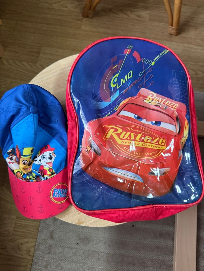 Lot sac à dos cars et casquette Pat Patrouille