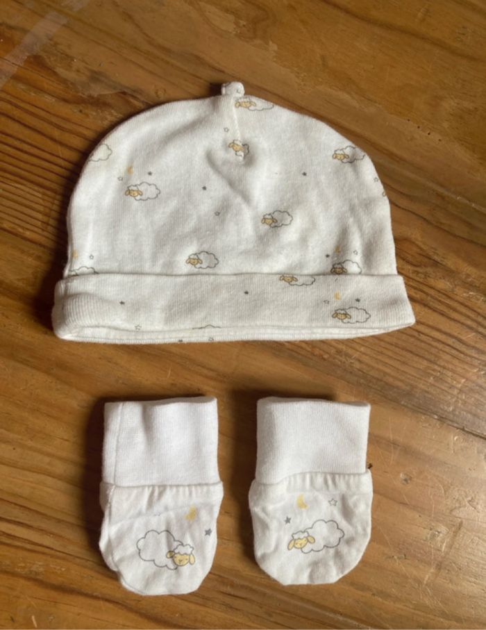 Set naissance bonnet  et gants