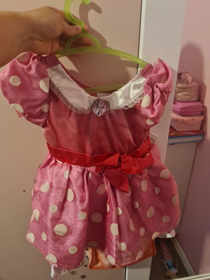 robe minie