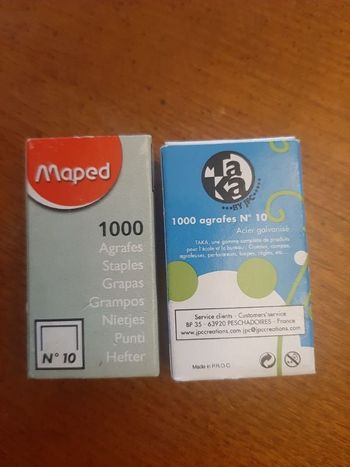 Lot 2 boîtes d'agrafes numéro 10. 2000 agrafes