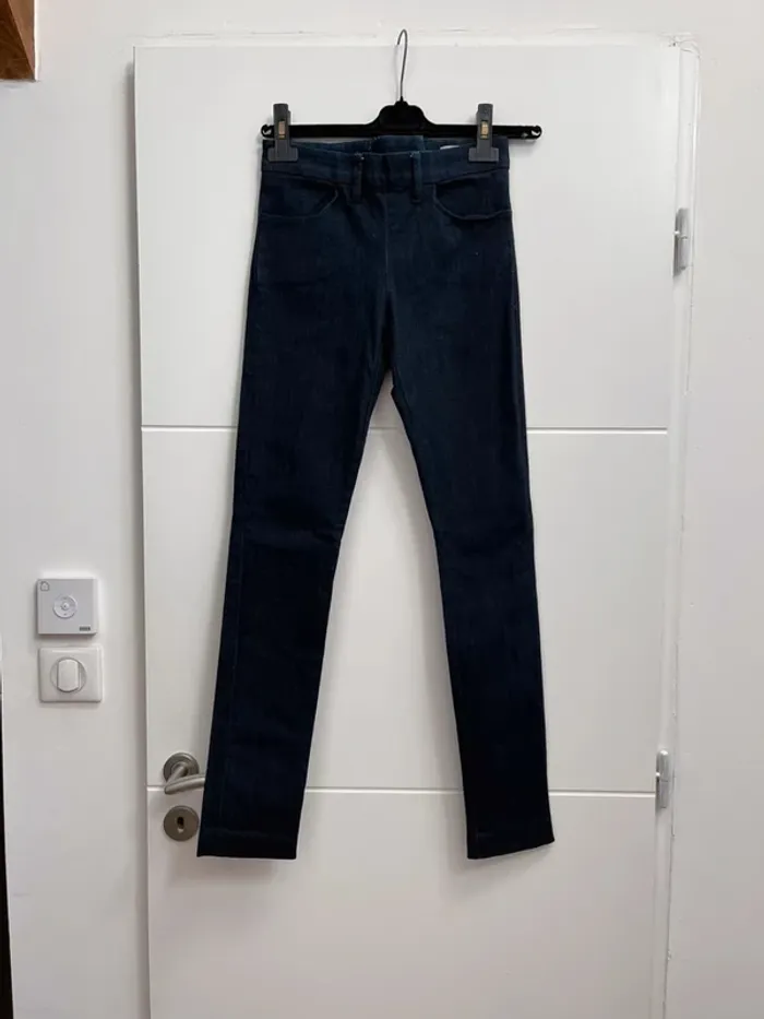 Jean Acne 🌸 26 / 32