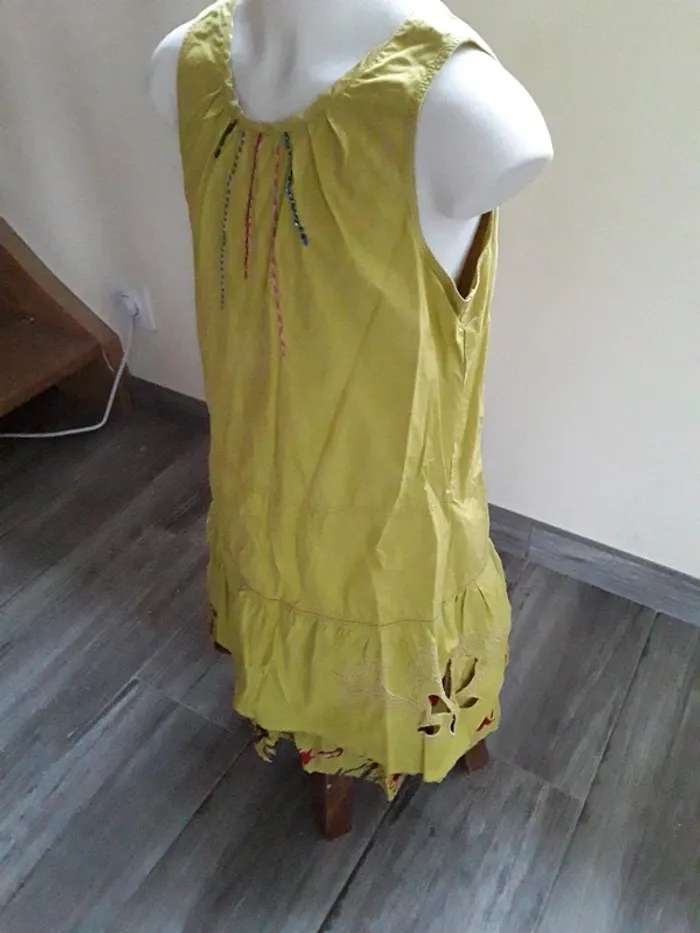 Robe 8 ans (126 cm) - photo numéro 3