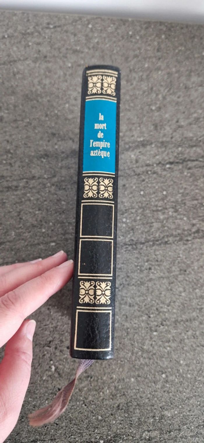 Livre La mort de l'Empire Aztèque - photo numéro 2